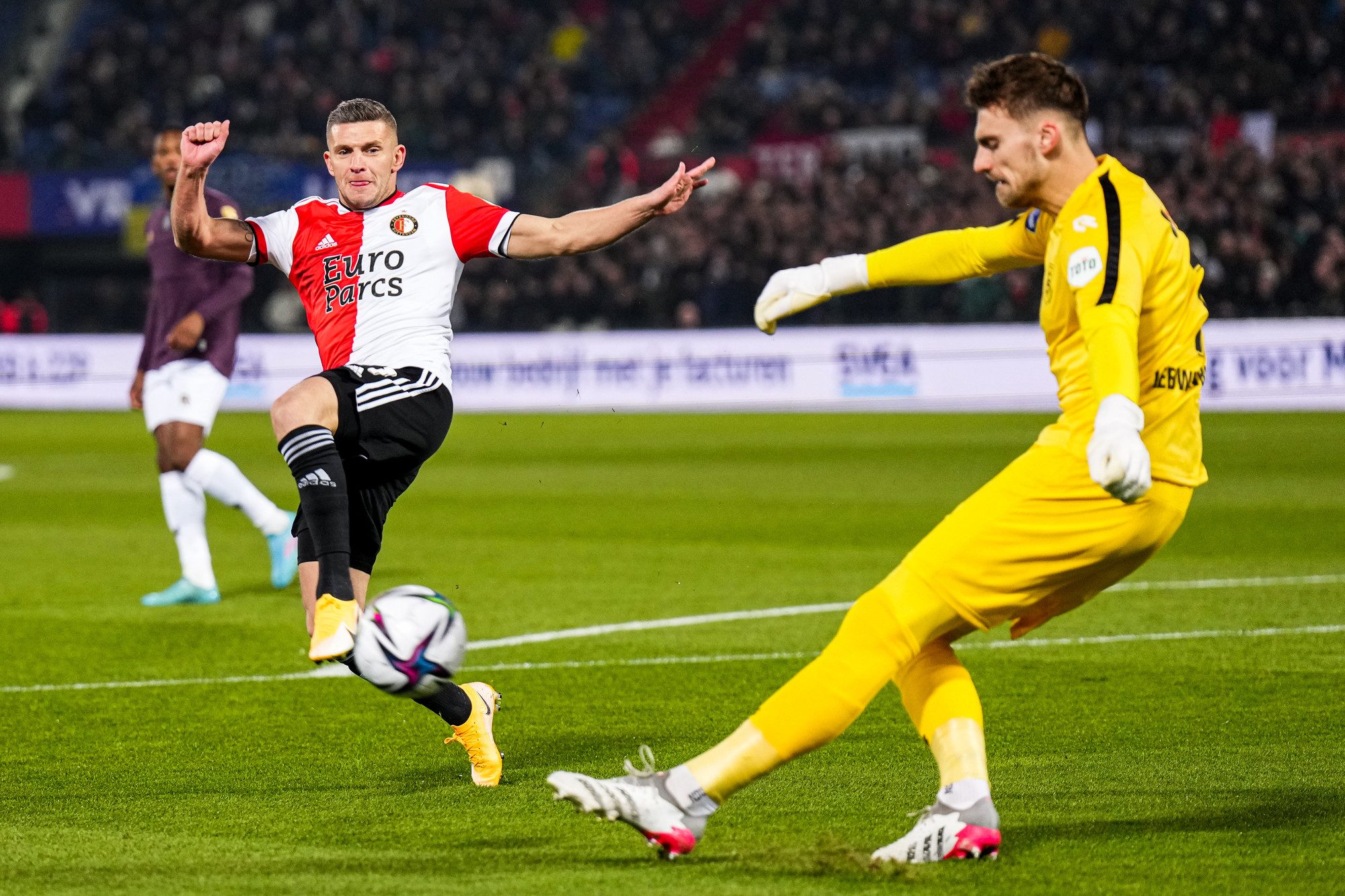 FEJENORD RAZOČARAO PRED PARTIZAN Uzalud toliki šutevi Sportska centrala