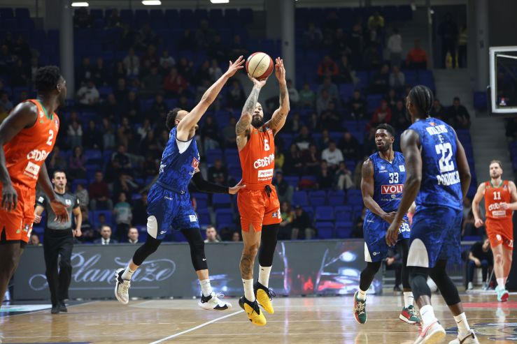 ABA Cedevita Olimpija bolja u trileru i pobedila u još jednom derbiju