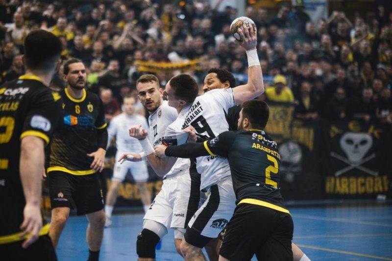 AEK-Partizan